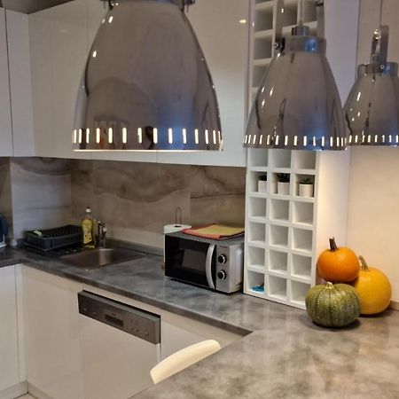 Lux Apartman Ava Kikinda Eksteriør billede