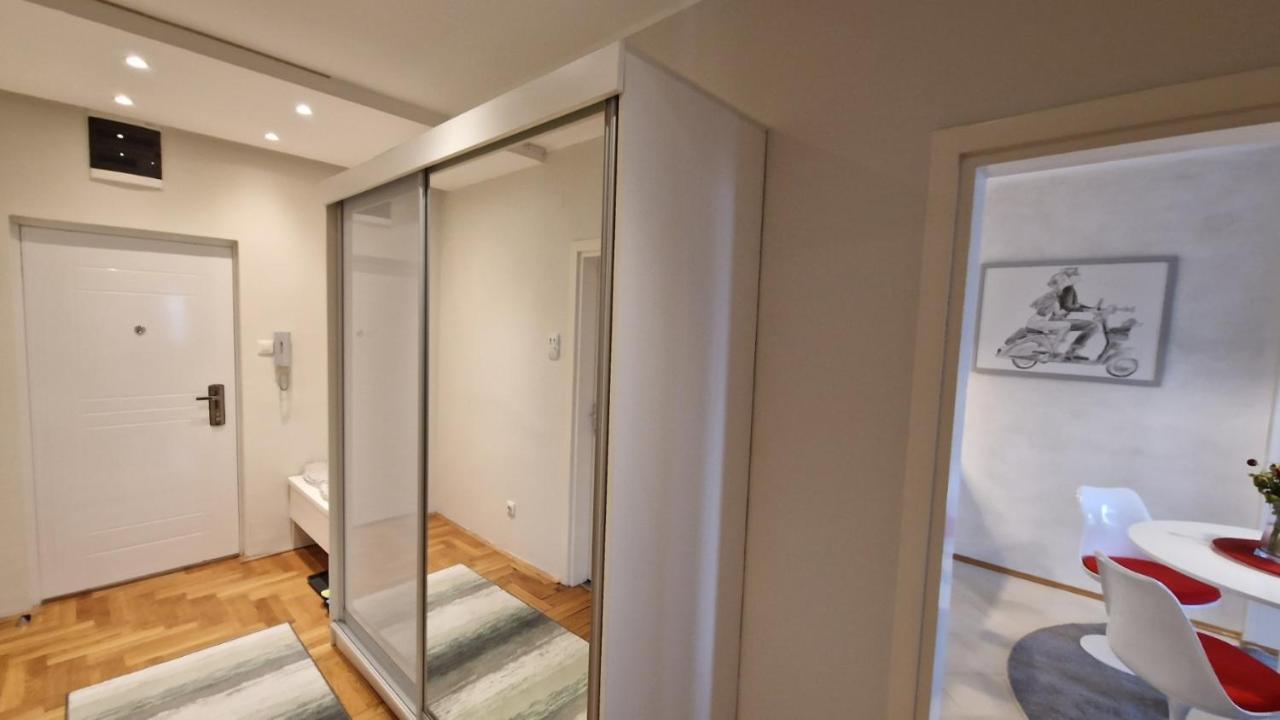 Lux Apartman Ava Kikinda Eksteriør billede