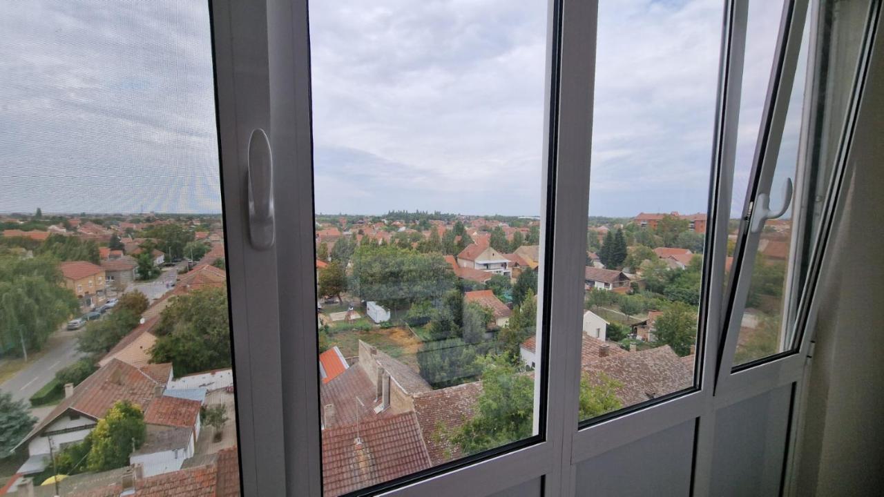Lux Apartman Ava Kikinda Eksteriør billede